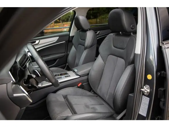 Audi A6 Avant 55 TFSI e quattro Competition , S-Line, Panoramadak, B&O, HUD, 3D-camera,