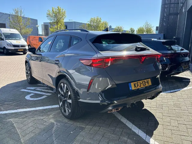 CUPRA Formentor 1.5 TSI e-Hybrid VZ Extreme 19" Sandstorm l Sennheiser Audio l Panoramadak