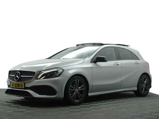 Mercedes-Benz A-klasse AMG Night Edition Aut- Panoramadak, Dynamic Select, Carbon, Xenon Led, Sport...