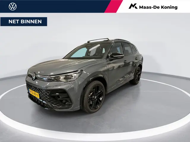 Volkswagen Tiguan 1.5 eHybrid 204pk DSG R-Line Edition · Panoramadak · 360 Camera · Inklap. Trekhaak...