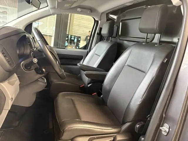 Toyota pro-ace