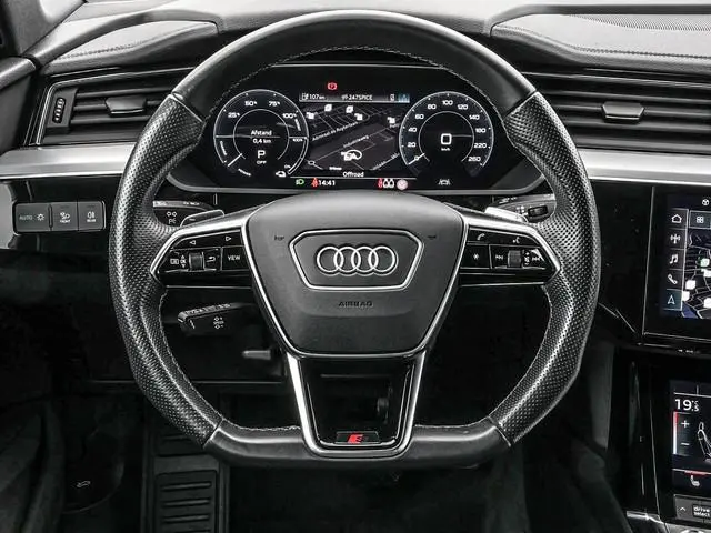 Audi e-tron