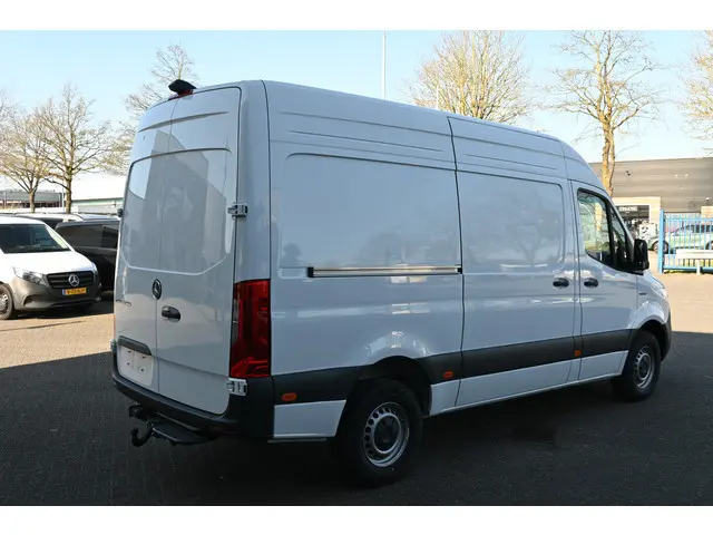 Mercedes-Benz eSprinter