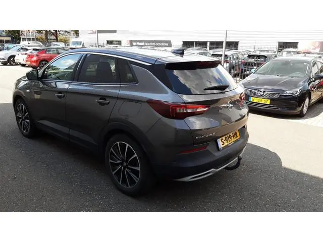Opel Grandland X 1.6 Turbo Hybrid4 Ultimate Leder - A-Camera - stoelverwarming/koeling All season ba...