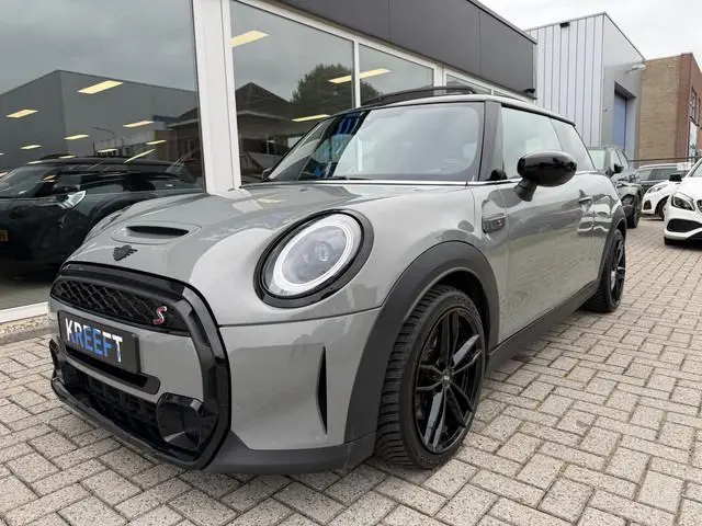 MINI 3-Deurs 2.0 Cooper S Pepper Panorama | Zwart optiek