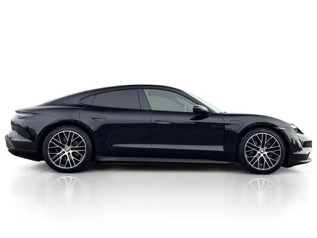 Porsche Taycan Performance 84 kWh ✅ Luchtvering ✅ 360 ✅ ACC