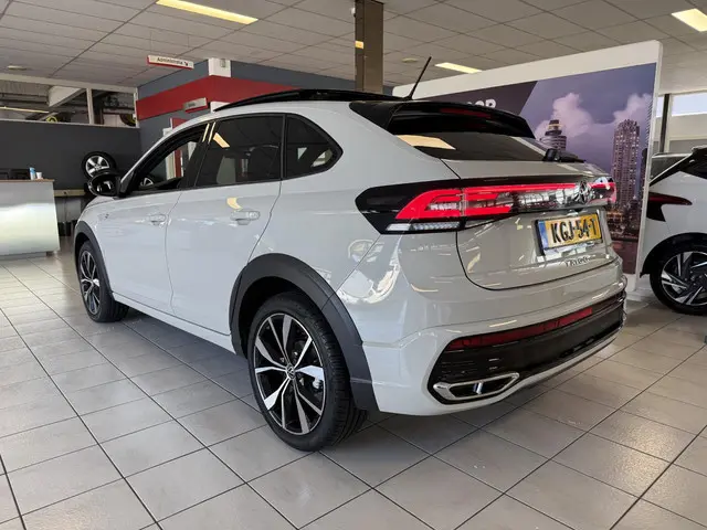 Volkswagen Taigo 1.0 TSI R-Line DSG 116PK *PANO**IQ*APP*ACC*LM18*