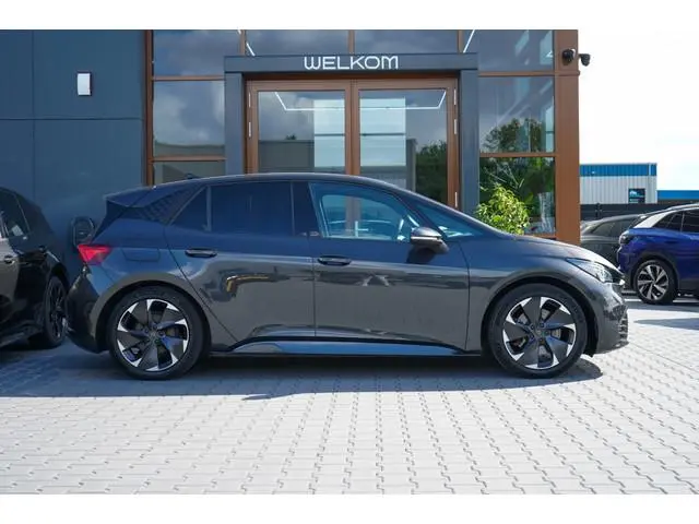 Cupra Born
