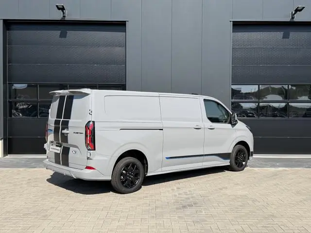 Ford E-Transit Custom 340 L2H1 Sport - 71kWh  218pk - 370KM WLTP - Carplay - Camera - Stoelverwarmin...