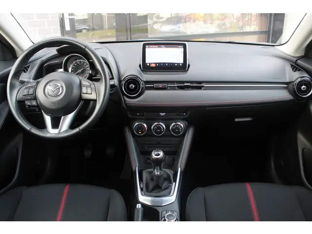 Mazda 2 1.5 Skyactiv-G GT-M / Stoelverwarming / Led / N.A.P.