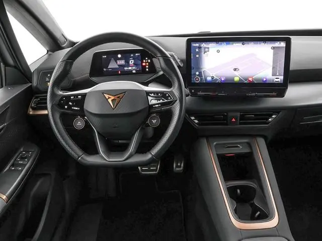 CUPRA Born Adrenaline 62 kWh 230pk · 95,6% · Camera · Apple/Android Car Play · Stuur- & Stoelverwarm...