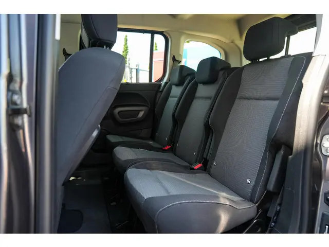 Toyota pro-ace