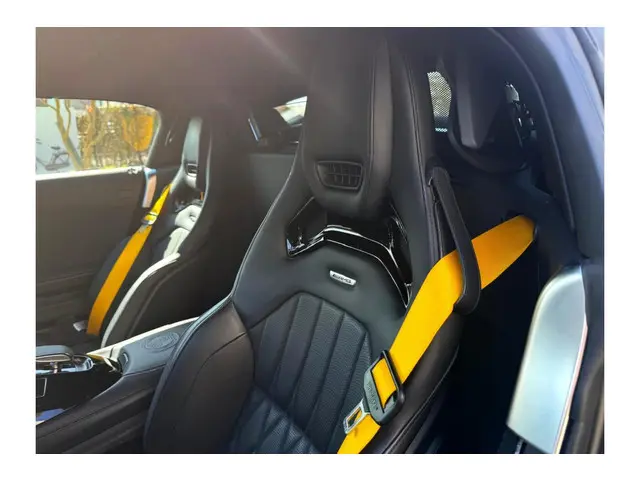 Mercedes-Benz AMG GT R Roadster 430kW/585pk DKG7 1/750! DISTRONIC PLUS + VIRTUAL COCKPIT + BURMESTER...