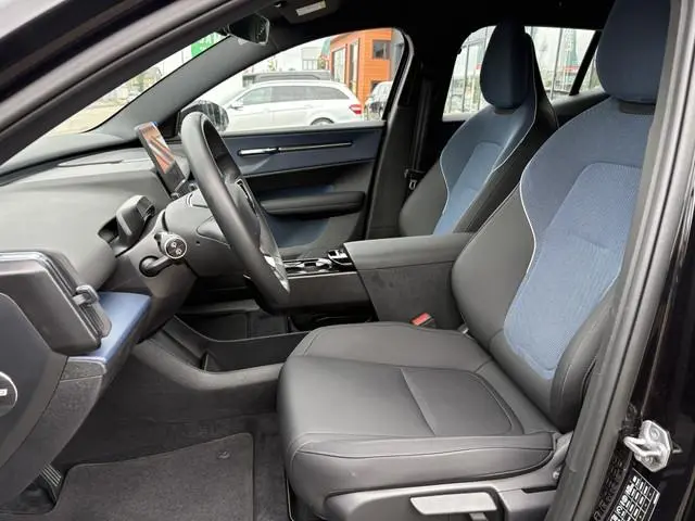 Volvo EX30