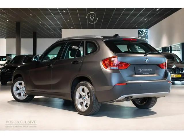 BMW X1 sDrive18d High Executive 1ste eigenaar|Volledige historie|Bi-Xenon|17''|Cruise|PDC|Aut8
