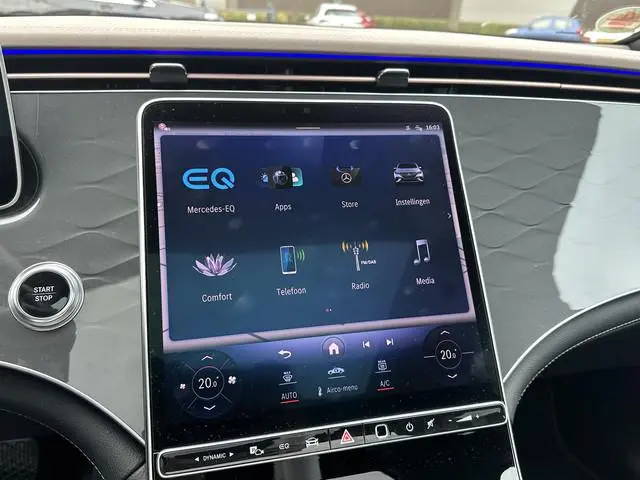Mercedes-Benz EQE