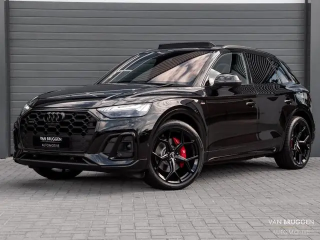 Audi Q5 55 TFSI e S-Line Pano Trekhaak Luchtv Massage 360 B&O HUD Sfeer