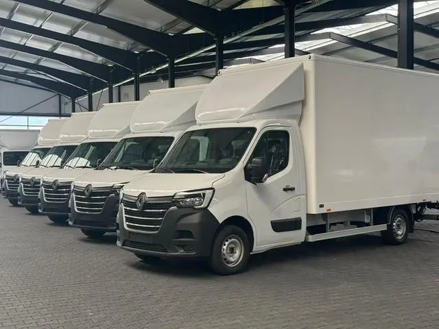 Renault Master 2.3 dCi 165 pk Bakwagen met Laadklep 5x Voorraad Navi, Airco, Dakspoiler, Cruise Cont...
