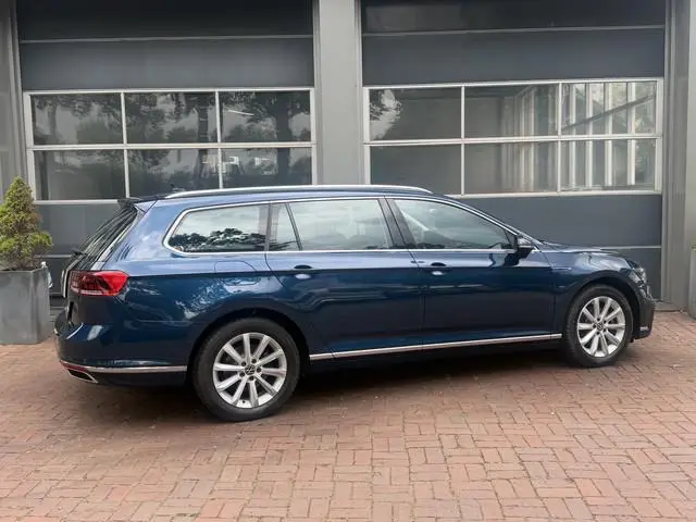 Volkswagen Passat Variant 1.4 TSI PHEV GTE Business | 2021 | Panoramadak | Trekhaak | Head-up Displa...