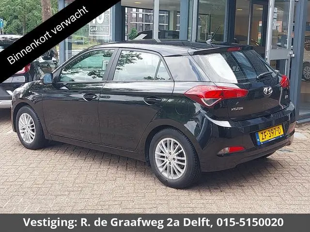 Hyundai i20 1.2 HP Business Edition | Airco | Lichtmetalen velgen | Elektrische ramen |