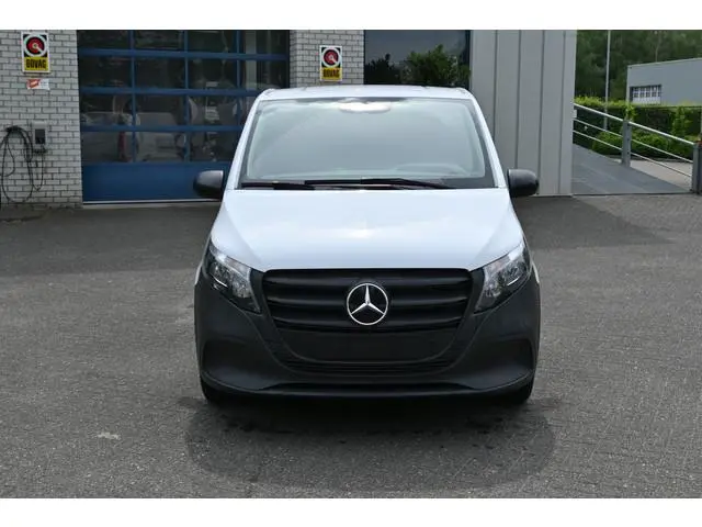 Mercedes-Benz eVito 112 Pro Facelift L2 60 kWh Snellader, Smartphone integratiepakket, Leder stuur,...