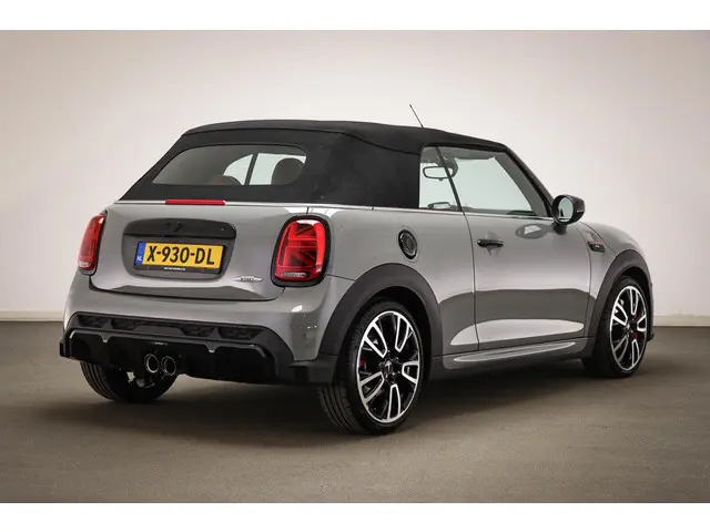 MINI Cooper Cabrio