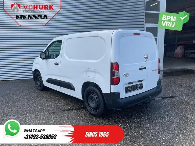Toyota ProAce City 1.5 130 pk Aut. Carplay/ 3Pers./ Stoelverw./ Inrichting/ Camera/ Cruise/ Airco/ P...