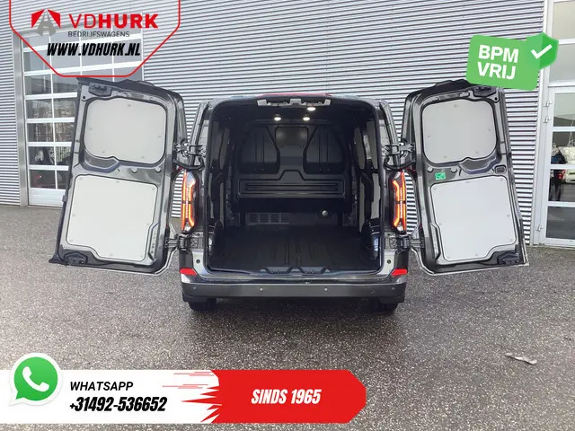 Ford E-Transit Custom