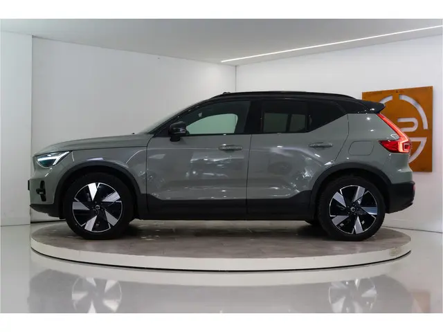 Volvo XC40 Extended Range 82 kWh Ultimate NL AUTO+NAP+1E EIG. | SOH 96% | H/K | Pano | Trekhaak | Pi...