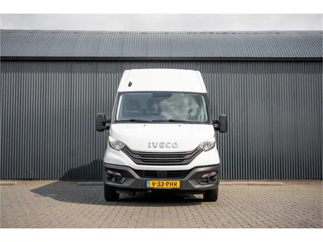 Iveco Daily **35S16 | 156 PK | 3.500KG trekgew. 3-Zits | Climate**