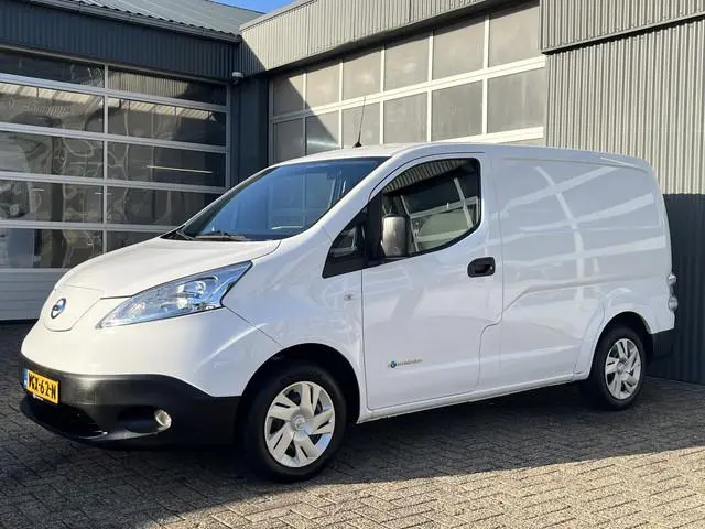 Nissan e-NV200 Visia 40 kWh Airco Telefoonverbinding 3 laadkabels Stuurwielbediening 2-Persoons
