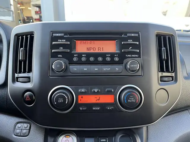 Nissan NV200