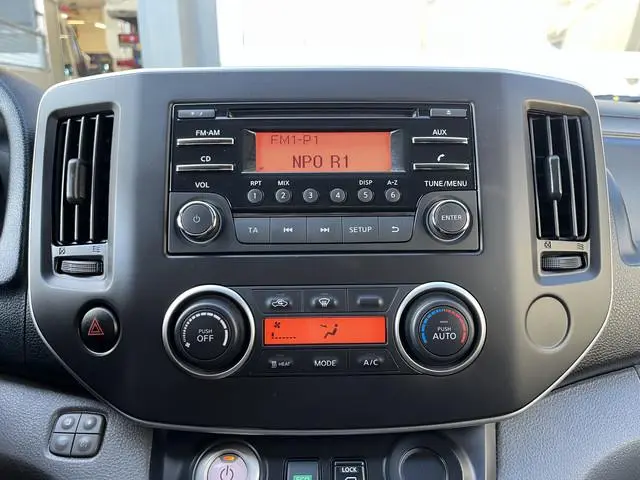 Nissan NV200
