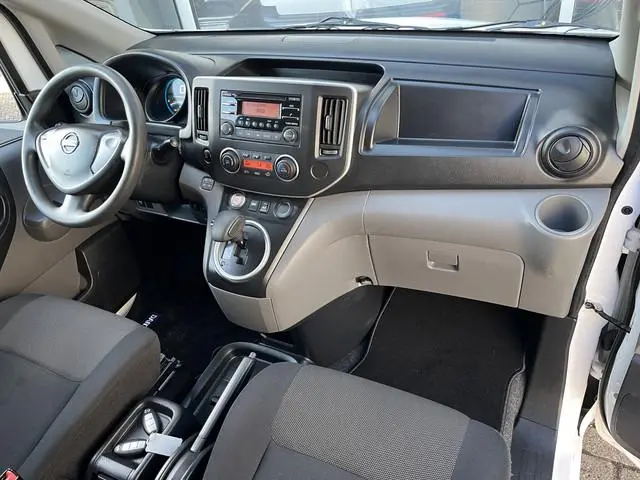 Nissan NV200