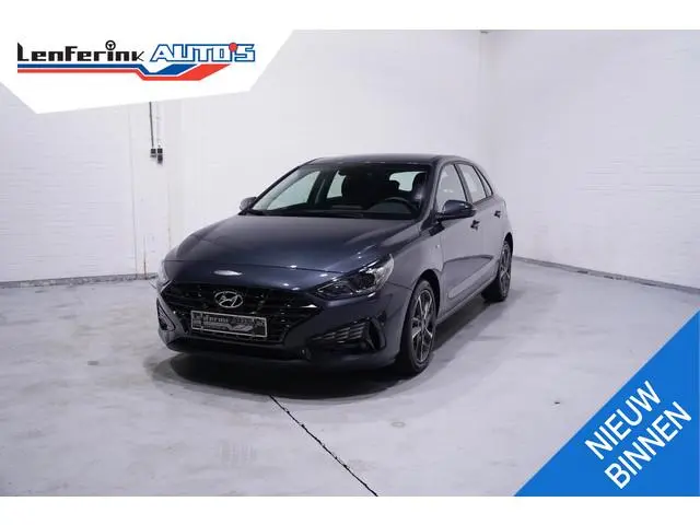 Hyundai i30 1.0 T-GDi MHEV Comfort Smart Apple Carplay Navi Airco Achteruitrijcamera Stuur/Stoelverw...