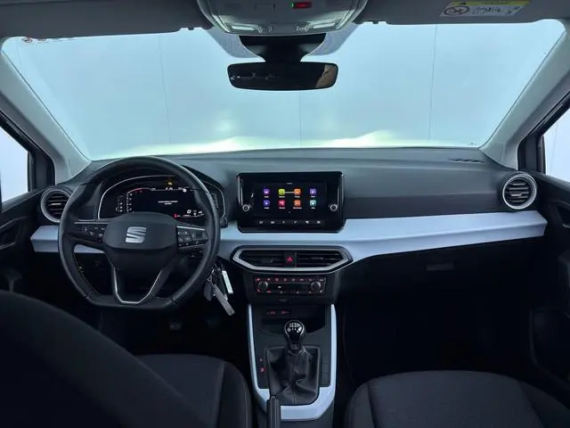 SEAT Arona 1.0 EcoTSI Style Business Connect 95 pk | Verlengde garantie | Navigatie via App | Parkee...