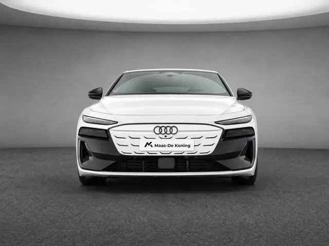 Audi A6 e-tron Avant S edition 83 kWh 286 PK · Tech Pro · 21" LM Velgen · Bang & Olufsen Sound · Pan...