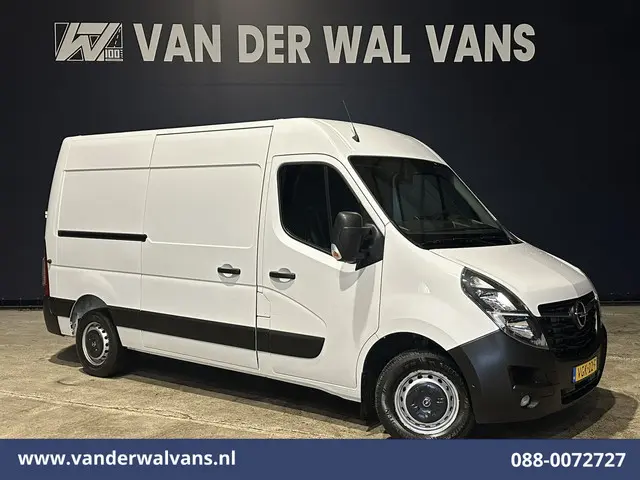 Opel Movano 2.3 Turbo 150pk L2H2 Euro6 Airco | Leder | 2500kg Trekhaak | Navigatie | Camera cruiseco...