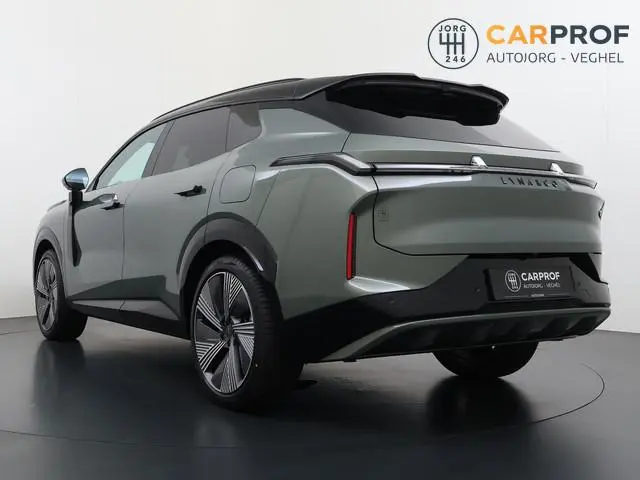 Lynk & Co 08