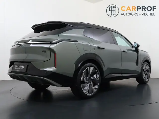 Lynk & Co 08