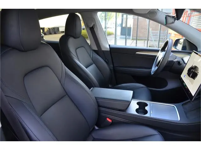 Tesla Model Y RWD 58 kWh AutoPilot3.0 Ryzen, LFP accu