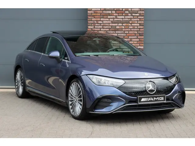 Mercedes-Benz EQE 300 AMG Line 90 kWh | Airmatic | Distronic | Panoramadak | Warmtepomp | Memory | C...