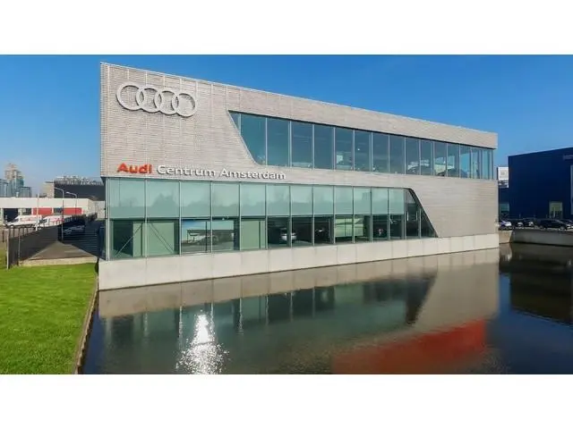 Audi Q2 35 TFSI S Edition 150 pk S-tronic | Navigatie | Parkeersensoren (achter) | Adaptieve cruise...
