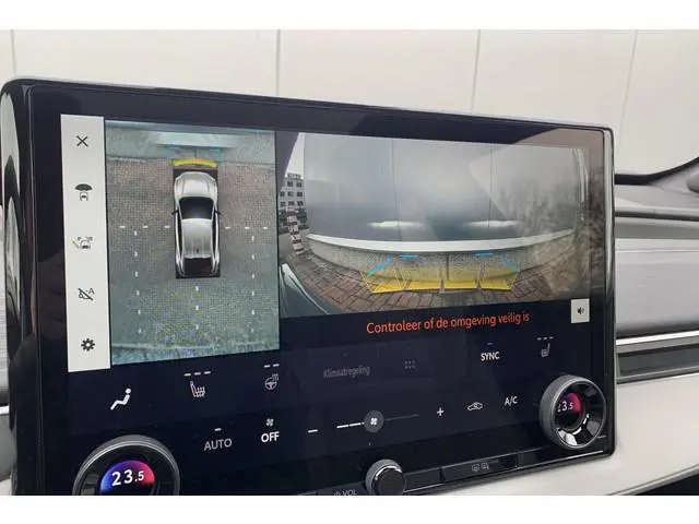 Toyota CHR +