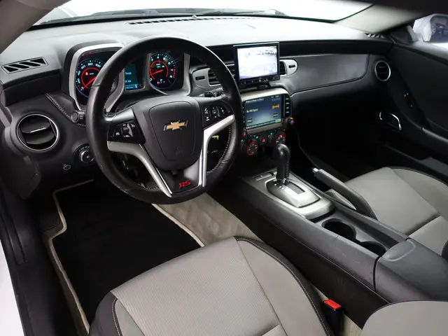 Chevrolet CAMARO 3.6 V6 Aut- Custom Uitlaat, Xenon Led, Camera, Goed Onderhouden, Striping