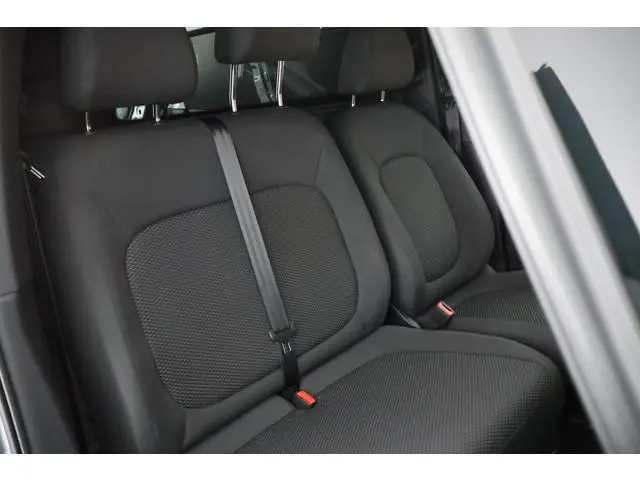 Volkswagen ID. Buzz Cargo 204pk 77 kWh Stoelverwarming Adaptive Cruise Camera Bijrijdersbank Climate...