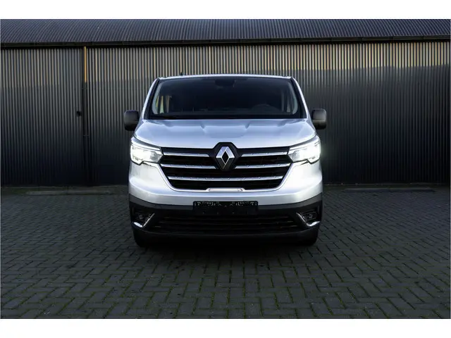 Renault Trafic Blue dCi 150PK | L2H1 | 9-Zits | IN BPM/BTW | LED | Canera | Navi | Zijschuifdeur R+L...