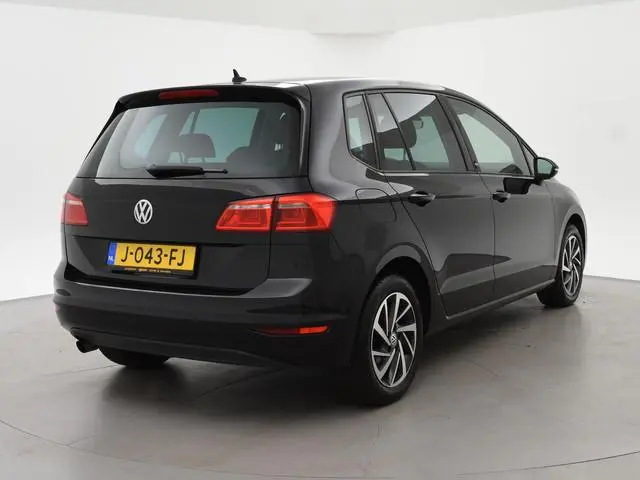 Volkswagen Golf Sportsvan 1.2 TSI SOUND + ADAPTIVE CRUISE | LED | APPLE CARPLAY | STOELVERW. | NAVIG...