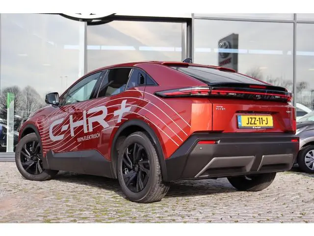 Toyota CHR +
