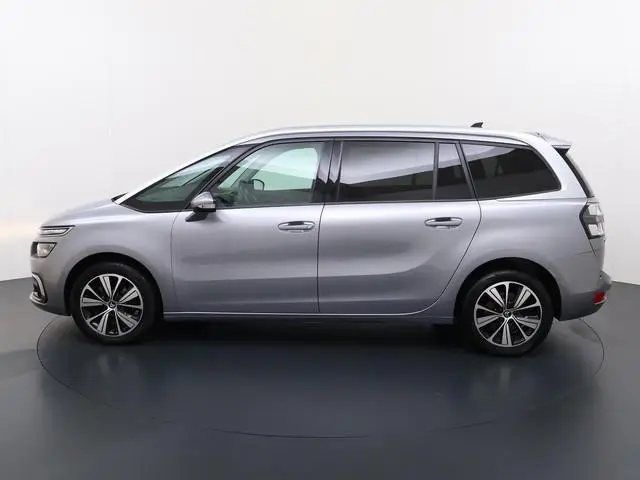 Citroen Grand C4 Picasso 1.2 PureTech Feel | Apple Carplay/Android Auto | Camera | 17" Lichtmetalen...